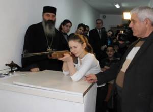 Հրաձգարան ու տեխնոլոգիական դասարան՝ սահմանամերձ Մովսեսում