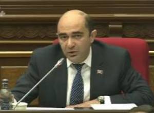 Сбор подписей в НС с требованием освободить Приносящего хлеб