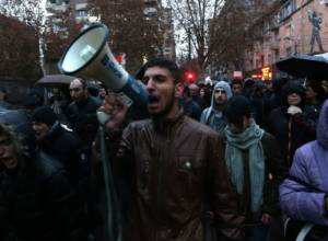 Live: March dedicated to memory of “Bringer of bread”: updated