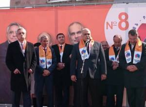 Раффи Ованнисян присоединился к избирательной кампании: прямой эфир