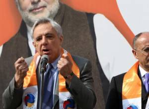 I want to come up to each citizen and shake him - Oskanian says in Artik