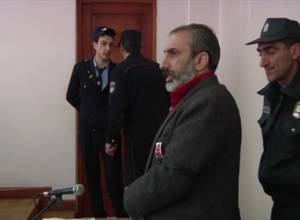Խանդոյանի ոտքը կպե՞լ է ոստիկանին, թե՞ ոչ