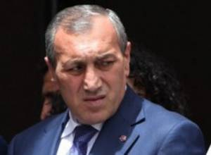 Сурик Хачатрян проводит агитацию с нарушением закона: ХГАВ