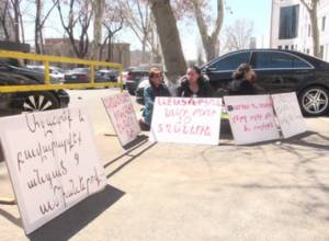 Sari Tagh residents hope their relatives will soon be at large