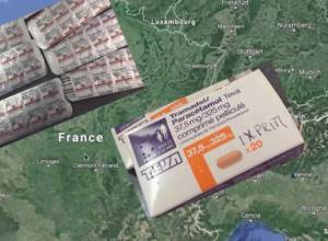 Большое количество наркотиков в посылке из Франции