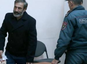 Хандоян:  «Суд выполнить госзаказ?»