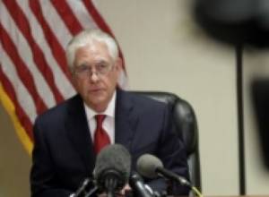 Difficult talks await Tillerson in Moscow