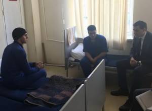 Омбудсмен встретился с проходящими лечение военнослужащими по призыву