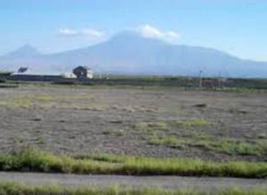 6 семей беженцев приватизируют занятую ими территорию