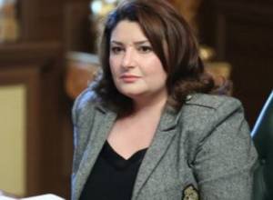 Դիմումներ չգրելու մասին հայտարարությունը «պրիմիտիվ սուտ է». Իվետա Տոնոյան
