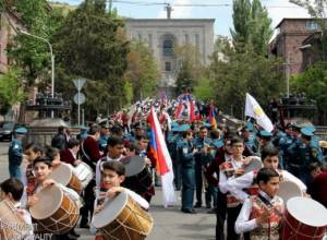 Փողային նվագախմբերը քայլ-շքերթ են անցկացրել Երևանում. լուսանկարներ