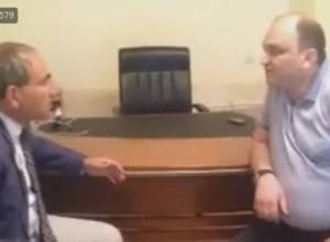 Никол Пашинян находится в одном из штабов Тарона Маргаряна: драка в прямом эфире