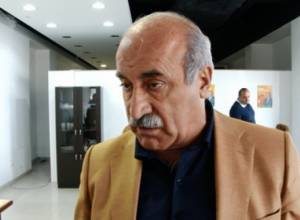 Хосров Арутюнян обвиняет Заруи Постанджян