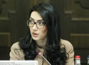 Arpine Hovhannisyan sacked according to decree of S. Sargsyan