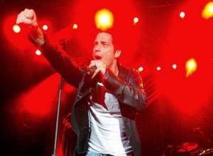 Скончался исполнитель песни в фильме «Обещание»