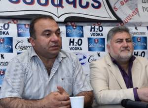 Армения должна отказаться от бесплодных переговоров: В. Бадасян