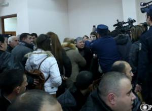 Переполох на судебном заседании: речь прокурора прервана