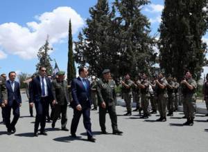 На Кипре продолжаются визиты министра