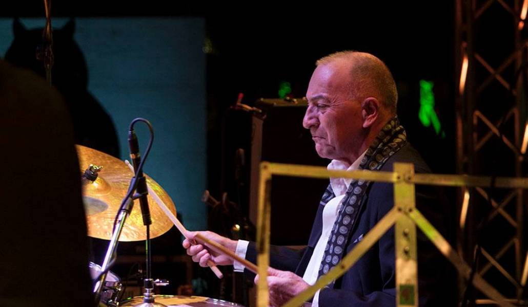 Ваагн айрапетян. Джаз армянин. Malkhas jazz club ереван. Армянский джаз. Армяне джаз.