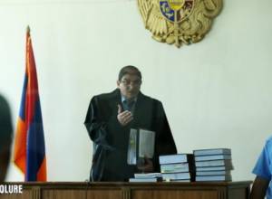 Judge orders to remove Sasa Dzrer member from courtroom