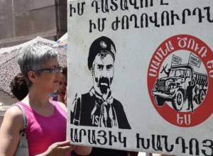 Arayik Khandoyan was beaten by 10-15 people: advocate