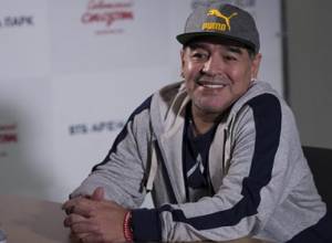 Maradona: “Putin is a phenomenon, Trump is a cartoon character”
