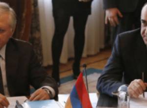 Armenian, Azerbaijani FMs to meet on July 11
