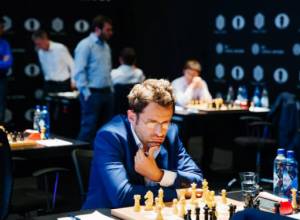 Լեւոն Արոնյանը կրկին ոչ-ոքի խաղաց