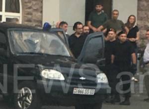 Заключенный Андриас Гукасян присутствовал на панихиде отца