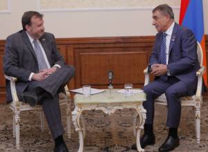 США верны миссии участия в процессе Минской группы: Посол