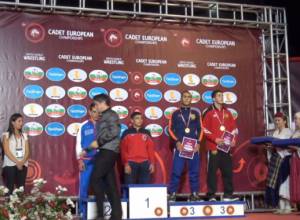 Հայ պատանի ըմբիշները առաջին օրը 2 մեդալ նվաճեցին