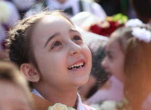 We are on the right path: Serzh Sargsyan addresses message on Knowledge and Schooling Day