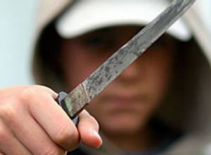 16-летний юноша арестован по подозрению в ножевом  ранении одноклассника