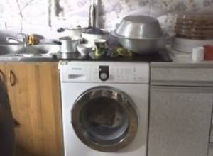 Годами без питьевой воды: бытовая техника превратилась в мебель