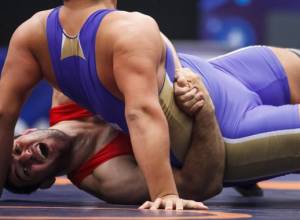 Эдгар Хачатрян одержал победу над азербайджанским борцом и вошел в финал