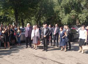 Министр образования РФ в Армении