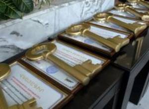 Պ. Սվիտալսկուն՝  «Ոսկե բանալի», Պատմության թանգարանին՝ «ժանգոտ կողպեք»