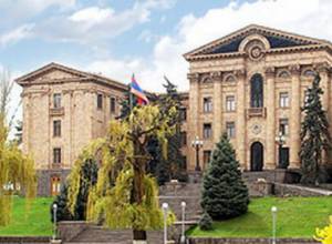 10 MPs get home rent from NA