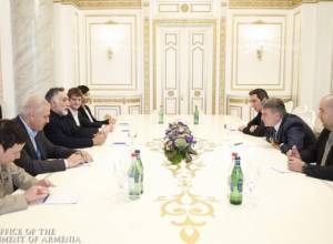 С американскими специалистами обсуждалось видение развития Гюмри