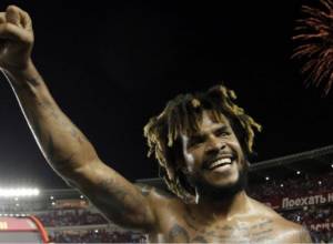 A scandal in the World Cup qualifying game (video)