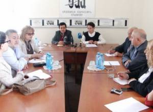 «Երեխաների համար փնտրում են ռուսական անձնագիր ունեցող խնամակալների»