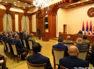 Bako Sahakyan convened an extended consultation devoted to the President’s 2017-2020 Program