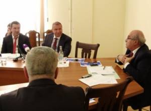 Վառելիքի շուկայում 200-ից ավել տնտեսվարողից մնացել է 2-ը. որտեղից է գալիս թանկացումը