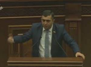 Если заключенному вырвали ногти, что предлагает Махмудян?