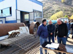 Бако Саакян посетил строящуюся в Кашатаге ГЭС