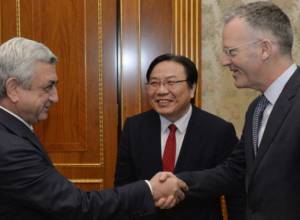Wencai Zhang inquire about the Armenian economy