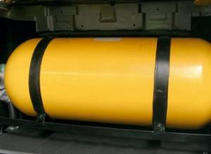 Предложено лицензировать размещение газовых баллонов в автомобилях