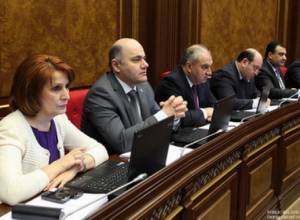 Помощь партиям из бюджета: в их числе и ПАВ