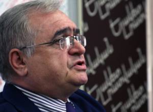 «Если бы 30 лет назад была прививка, моя жена сейчас была бы жива», - бывший министр: Аравот