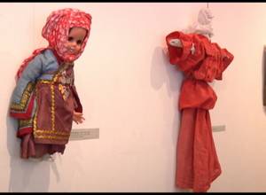 «Աշխարհը խաղ է, մենք էլ՝ տիկնիկներ»